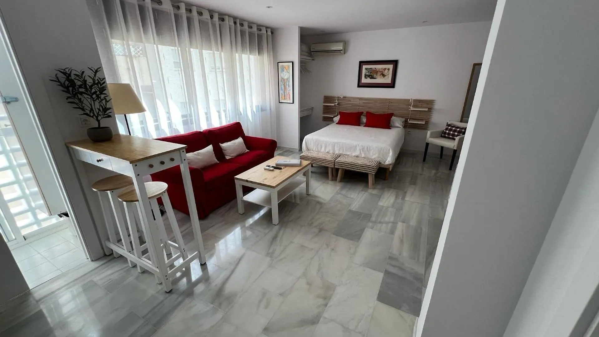 Estudio Chez Luna Marbella Centro Hiszpania